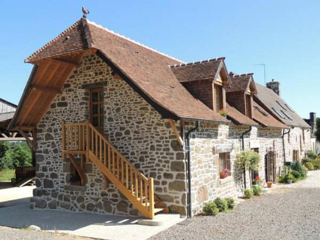 Ferme Cidricole Hugues Desfrieches Bed & Breakfast Sainte-Marguerite-de-Carrouges Room photo